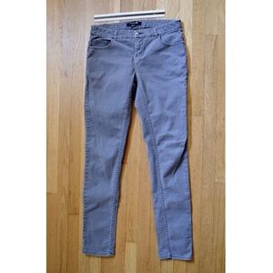 ‼️DONATING 6/8‼️ Basic Gray Skinny Jeans